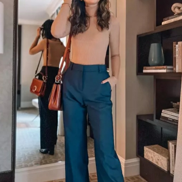 Express Fitted Ribbed Turtleneck XS - Picture 4 of 4